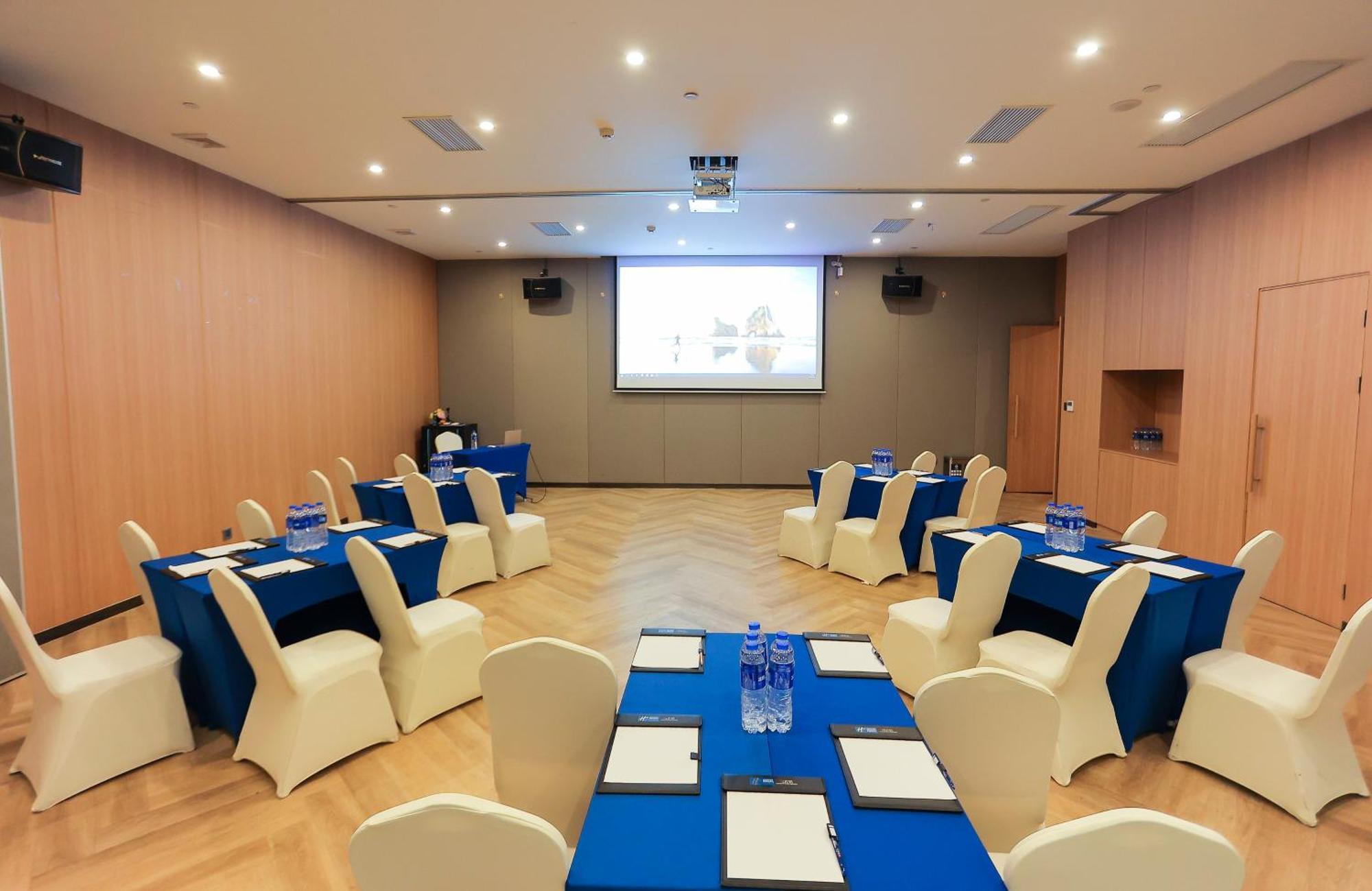 Express Xuhui Binjiang, An Ihg Shanghai
